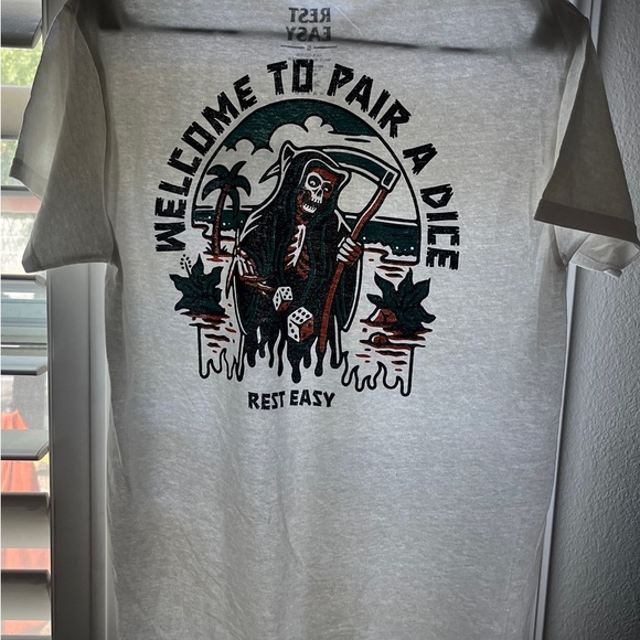 White rest east t shirt - Picture 1 of 1